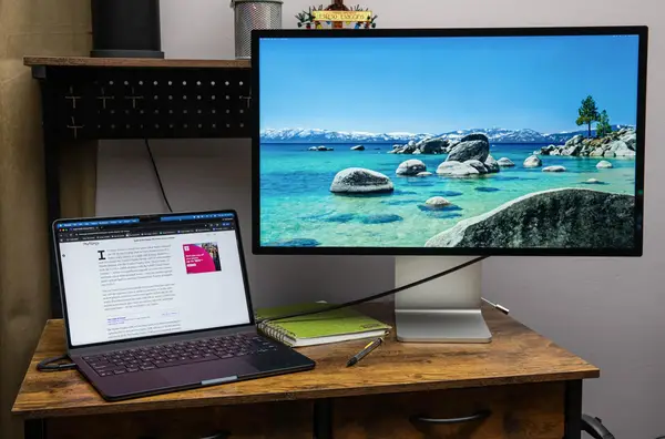 apple studio display desk