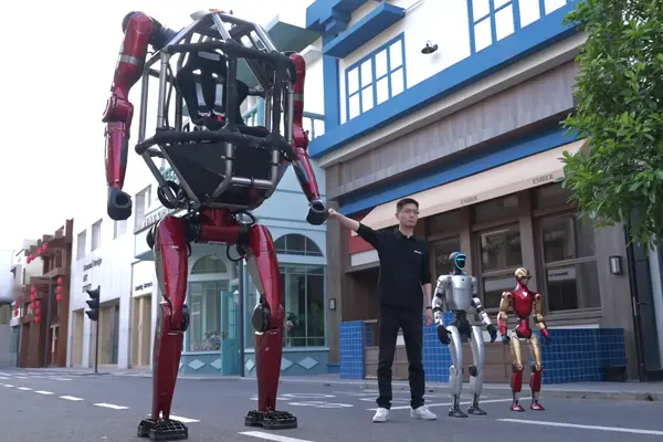 Giant robot