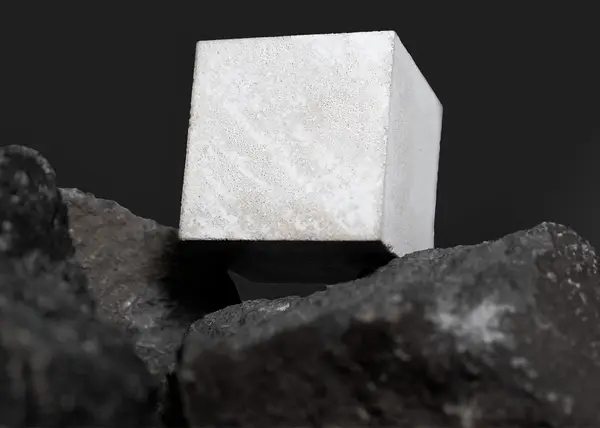 Basalt cement sample lab
